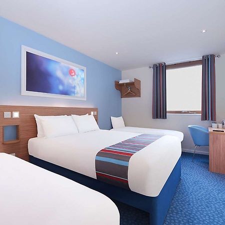 Travelodge Birmingham Central Broadway Plaza מראה חיצוני תמונה